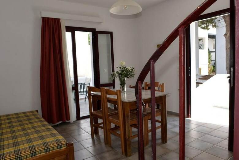 Aparthotel Eva Suites Hotel