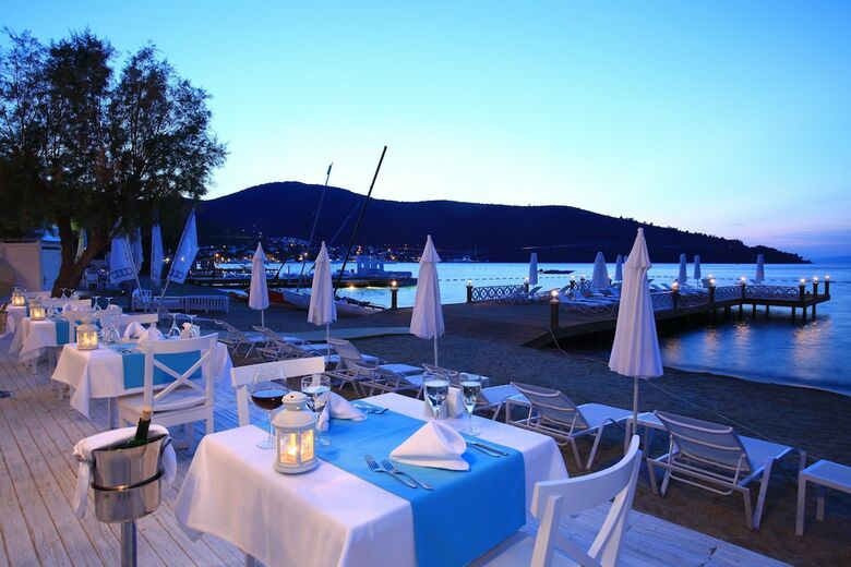 Hotel Grand Yaz?c? Torba Beach Club