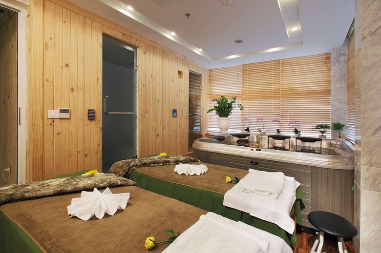 Golden Silk Boutique Hotel
