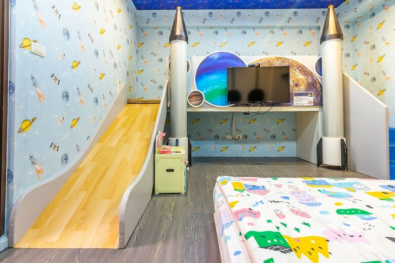 Hotel Funny Eggs Guest House