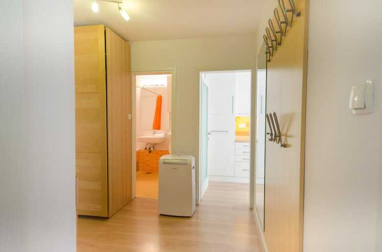 Apartment Near The Train Station