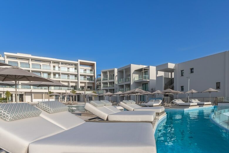Hotel Atlantica Mare Village Paphos - All Inclusive