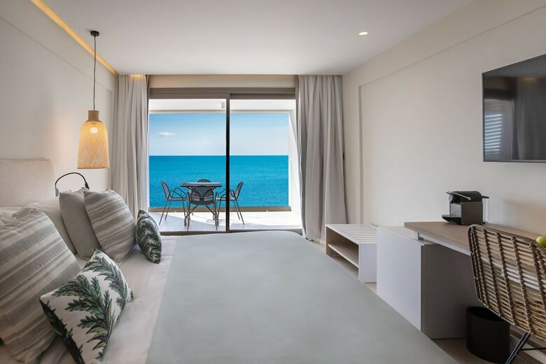Hotel Atlantica Mare Village Paphos - All Inclusive