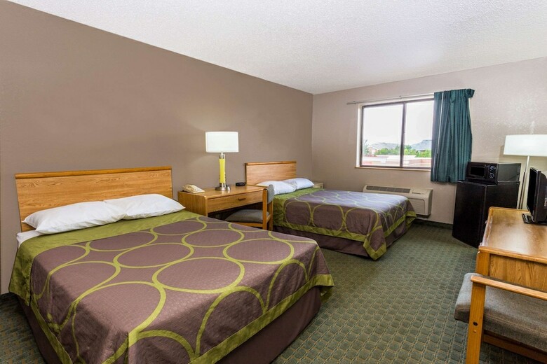Motel Super 8 By Wyndham St. Charles
