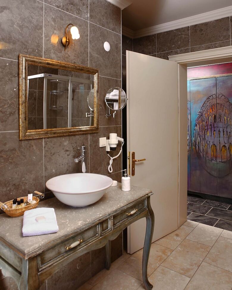Hotel Manici Kasri