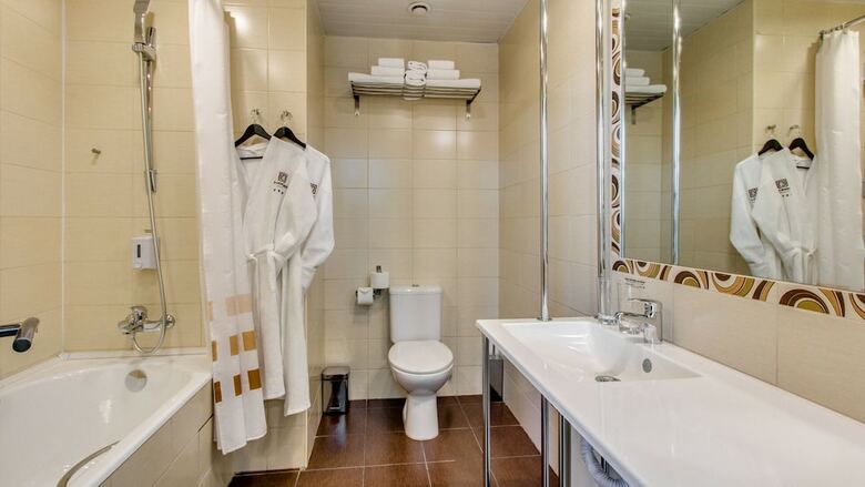 Inside Business Hotel