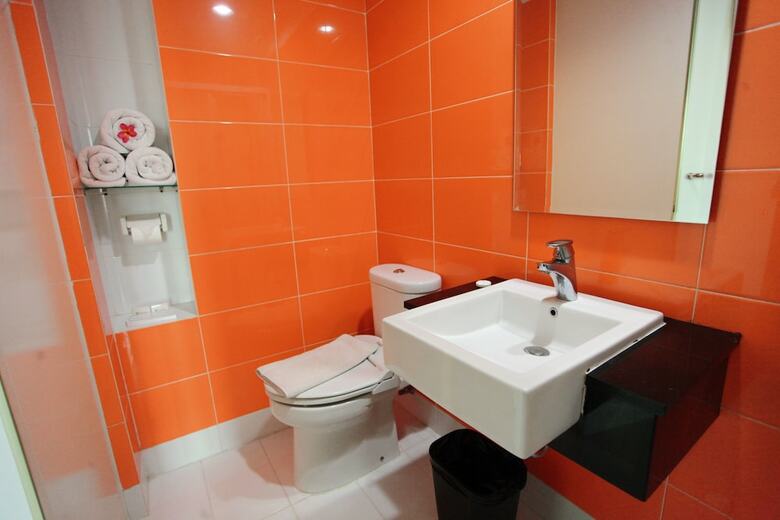 Hotel The Square Surabaya