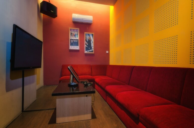Hotel The Square Surabaya