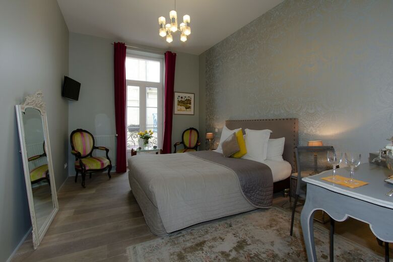 Hotel Les Chambres Au Coeur de Bordeaux