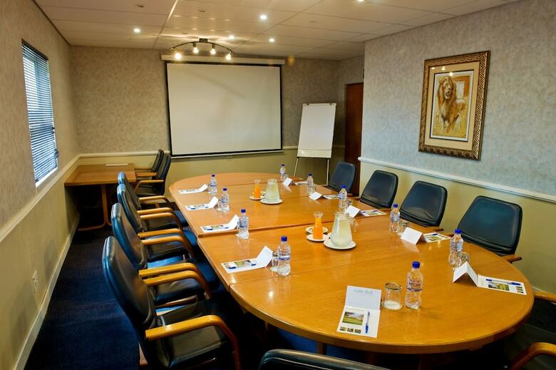 Hotel Cedarwoods Of Sandton