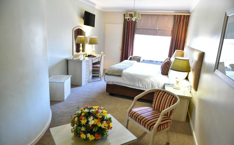 Hotel Cedarwoods Of Sandton
