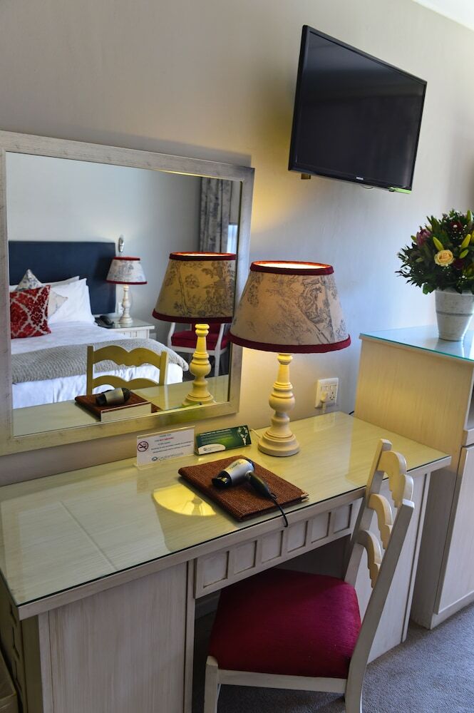 Hotel Cedarwoods Of Sandton