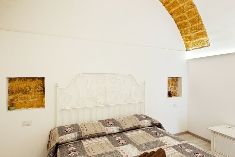 San Nicola Casa Clemente Apartment