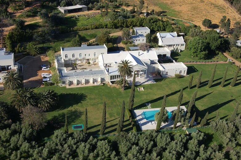 Hotel Cascade Country Manor