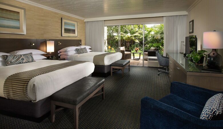 West Beach Inn, A Coast Hotel