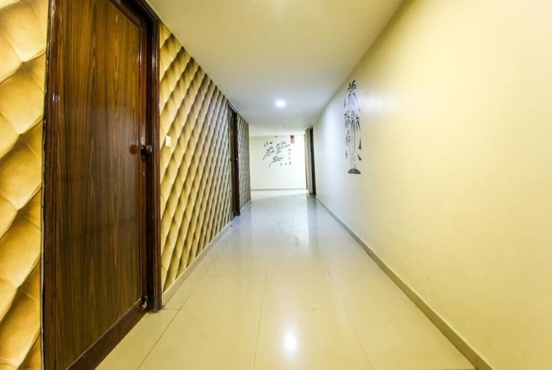 Hotel Seven