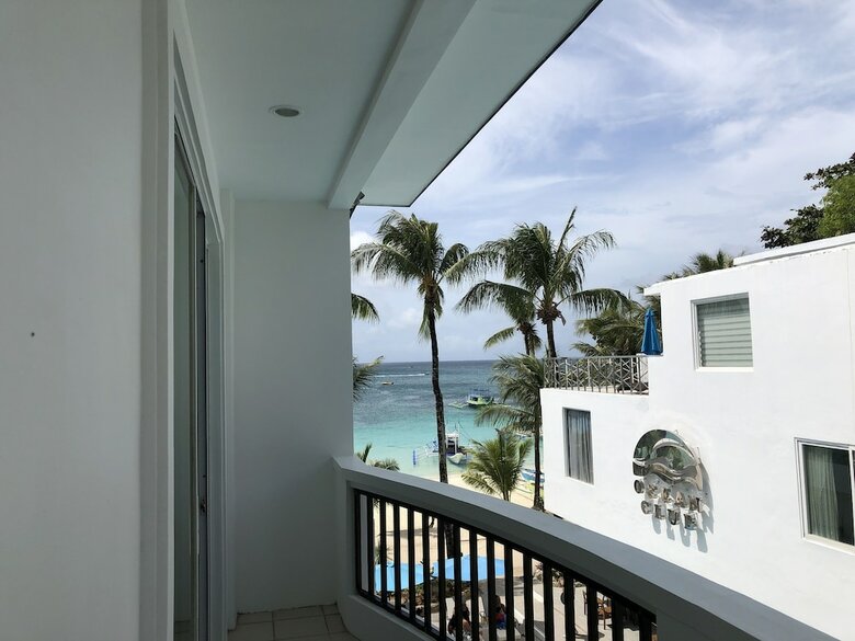 Hotel Boracay Ocean Club