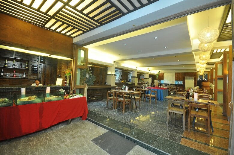 Hotel Boracay Ocean Club