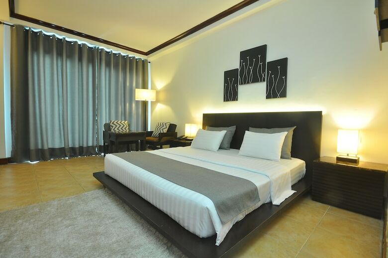 Hotel Boracay Ocean Club