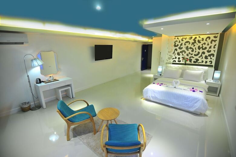 Hotel Boracay Ocean Club