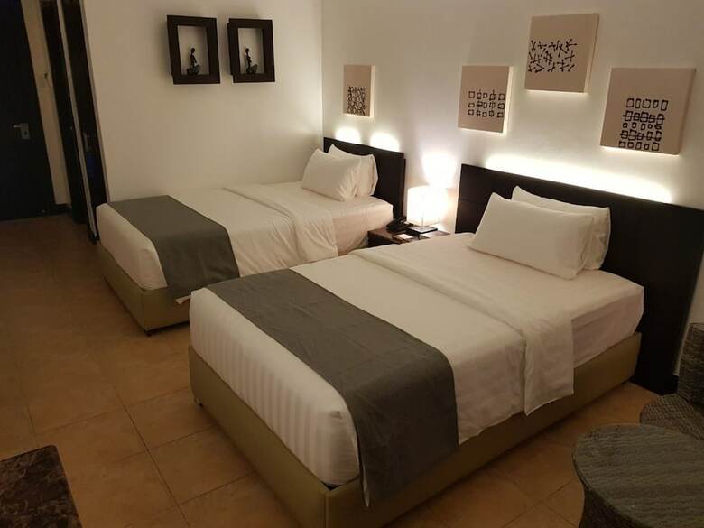 Hotel Boracay Ocean Club