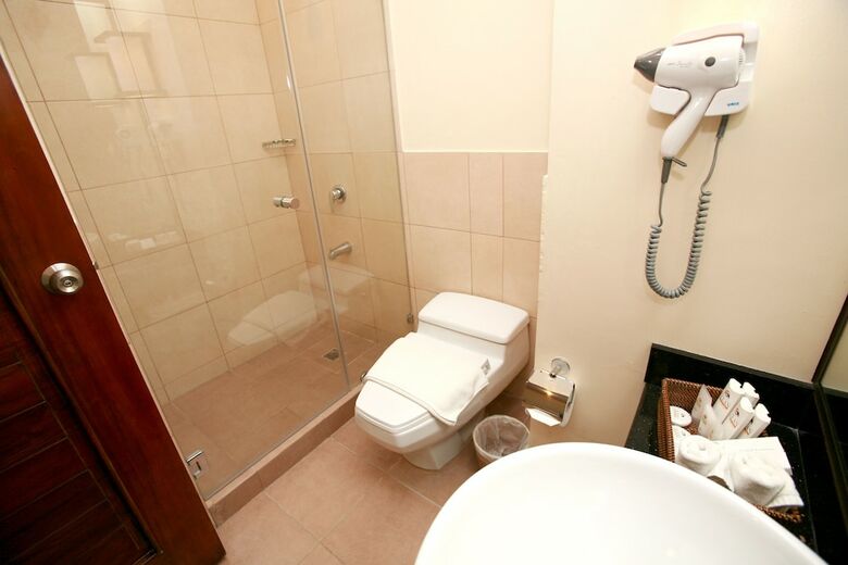 Hotel Boracay Ocean Club