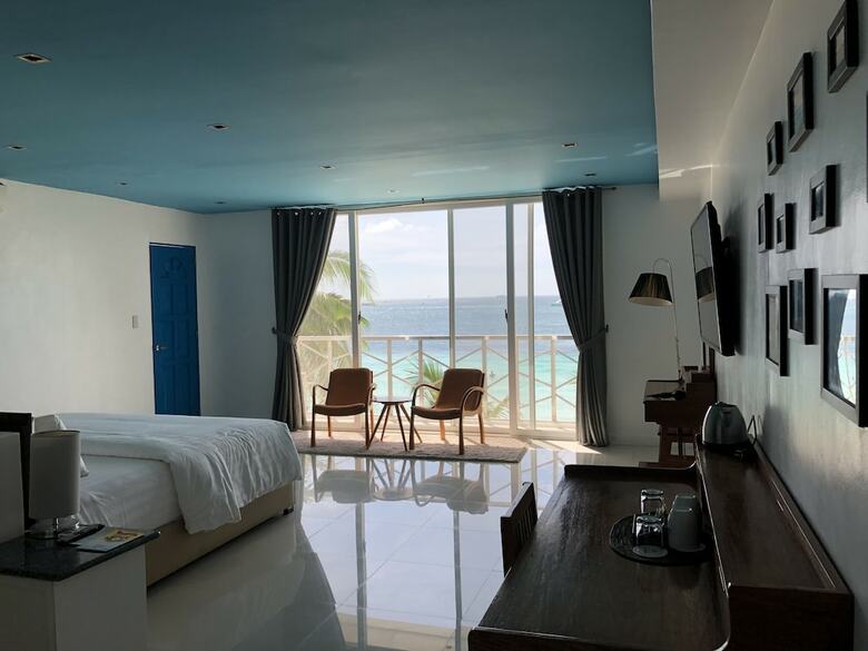 Hotel Boracay Ocean Club