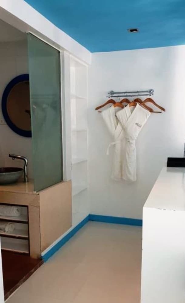 Hotel Boracay Ocean Club