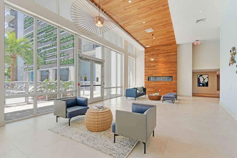 Biscayne Townhomes By Sextant