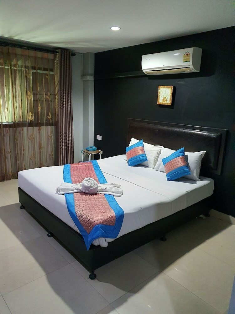 Hotel Royal Suites