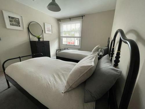 Oxford Street Grand Apartment