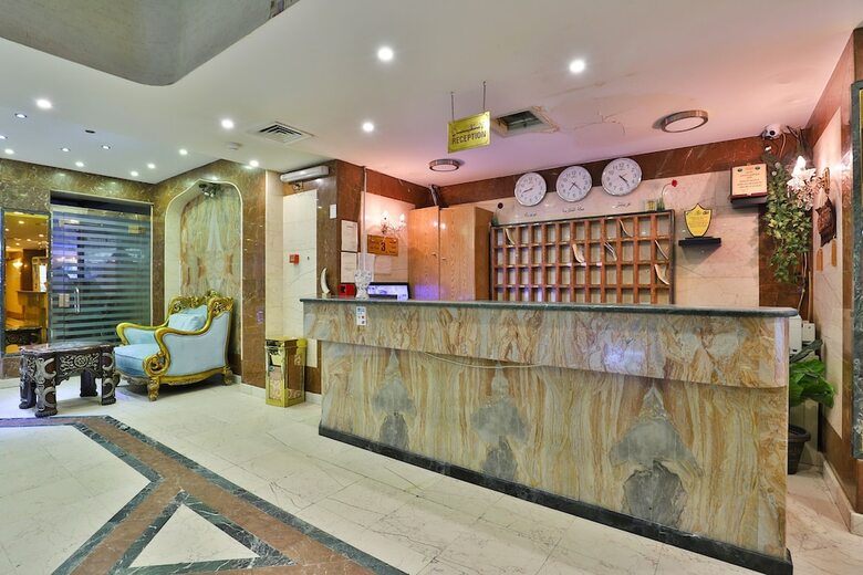 Oyo 446 Mas Hotel