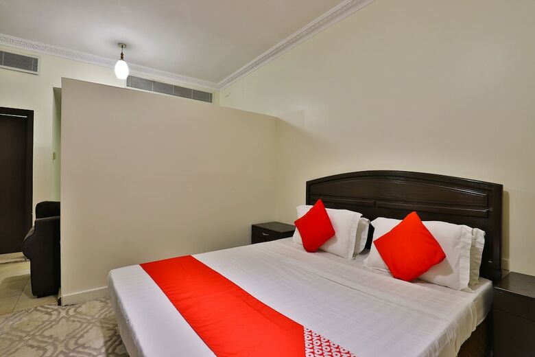 Oyo 446 Mas Hotel