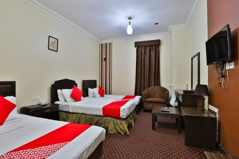 Oyo 446 Mas Hotel