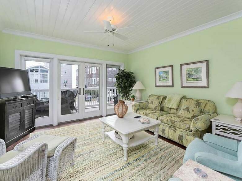 744 Ocean Blvd #101 By Hodnett Cooper