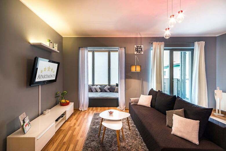 5-stars Apartments - Old Town