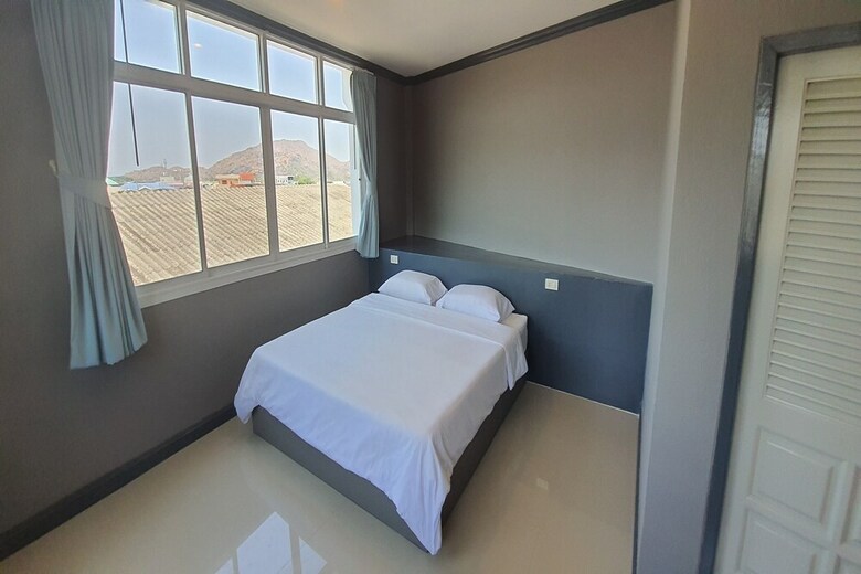 Hotel Capital O912 Pr Beachfront Pranburi