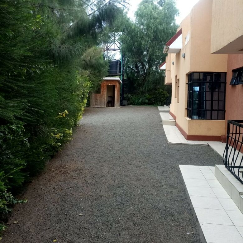 Hotel High End Guest House