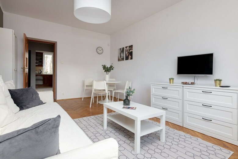 Saska Kepa Modern Apartment
