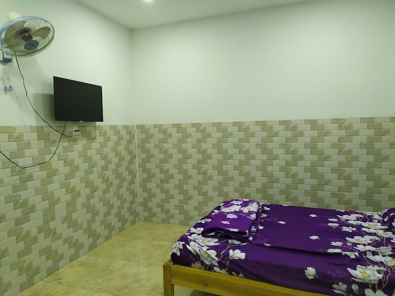 Hotel Oyo 1052 Hoang Gia Motel