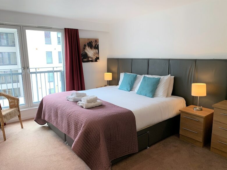 Tolbooth Apartments