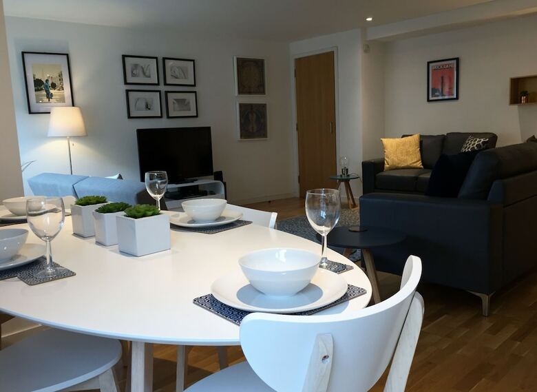 Tolbooth Apartments