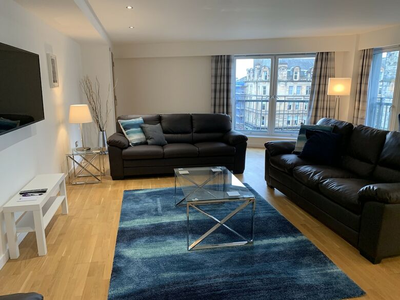 Tolbooth Apartments