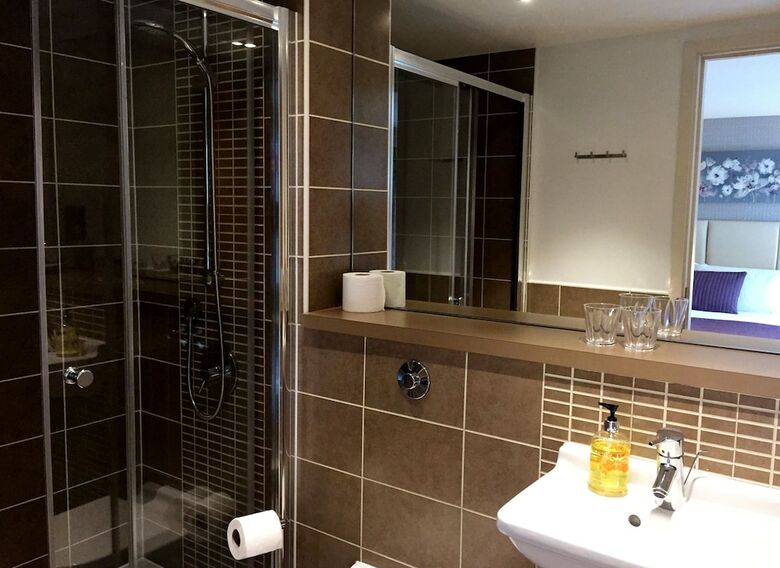 Tolbooth Apartments