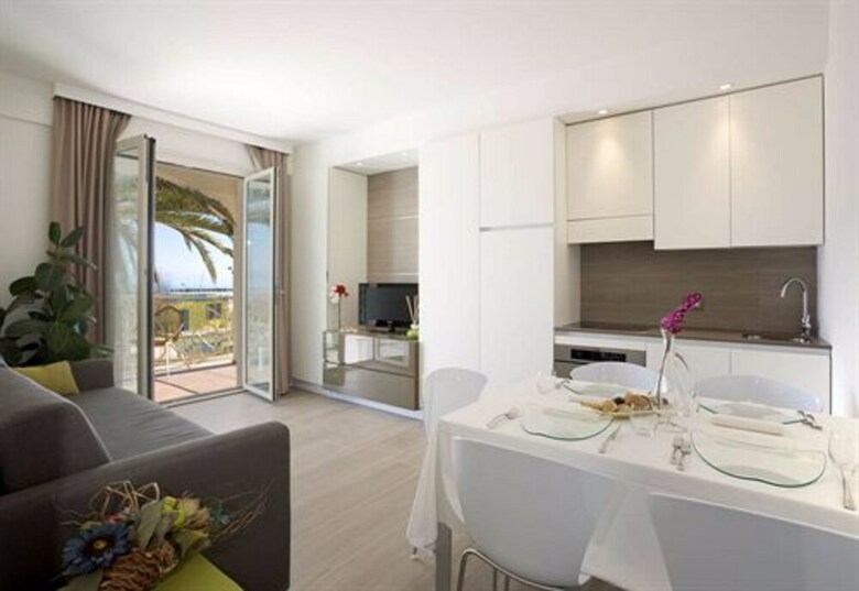Residencia Smeraldo Suites & Spa