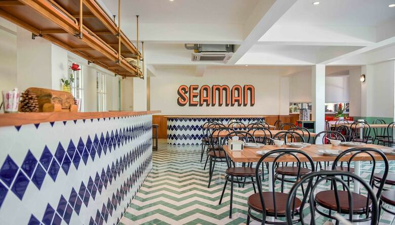 Hotel Seaman Resort