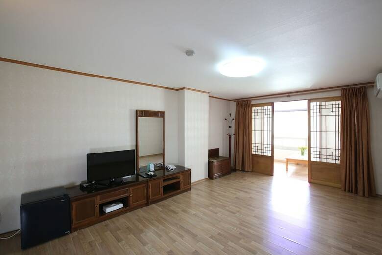 Danyang Tourist Hotel Edelweiss