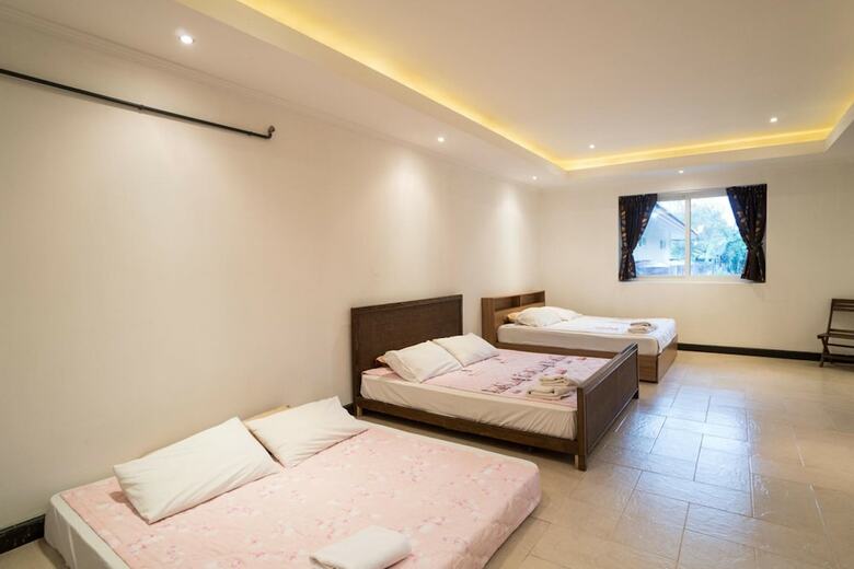 Hotel Capital O916 Chill Chill D Pool Villa
