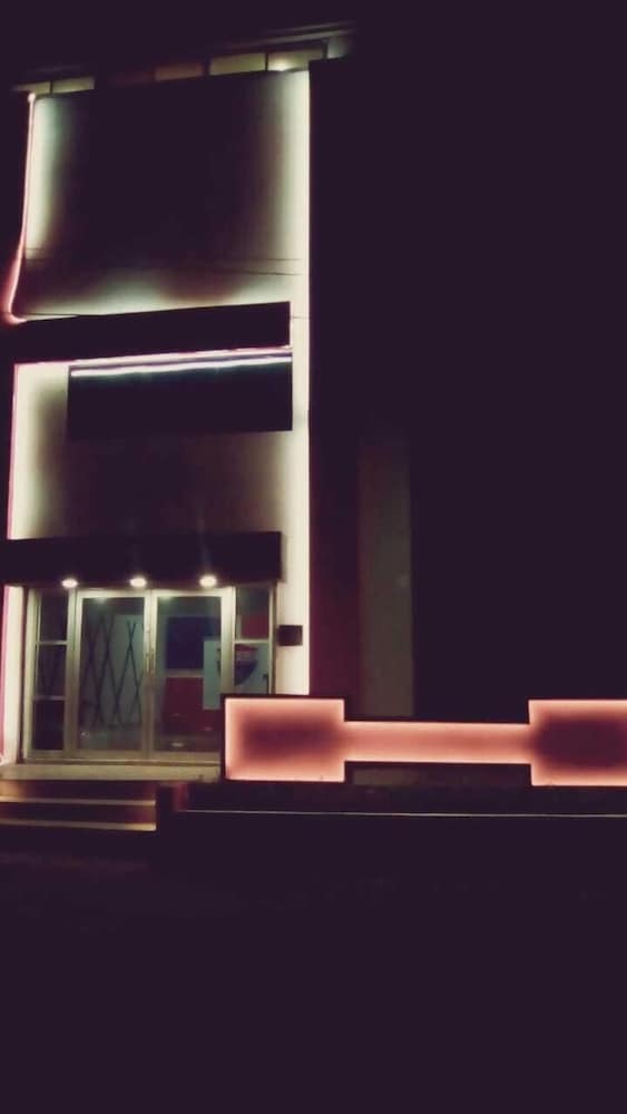 Hotel Hoestel - Espacio Para T� Descanso