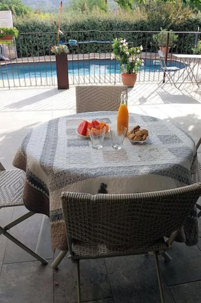 Bed & Breakfast Chambre D'h�tes Mas Lou Solaie